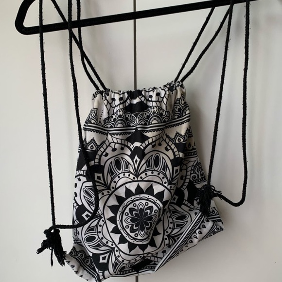 Bag - Picture 2 of 2